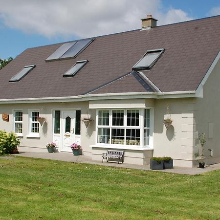 The Little Flock Farm Bed & Breakfast Cloonmore Exterior photo